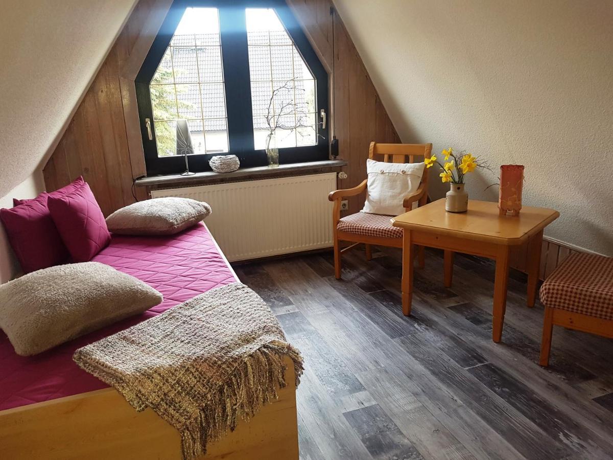 Montanregion Erzgebirge-Ihr Urlaub Ist Unsere Herzenssache Langenberg  Exterior photo